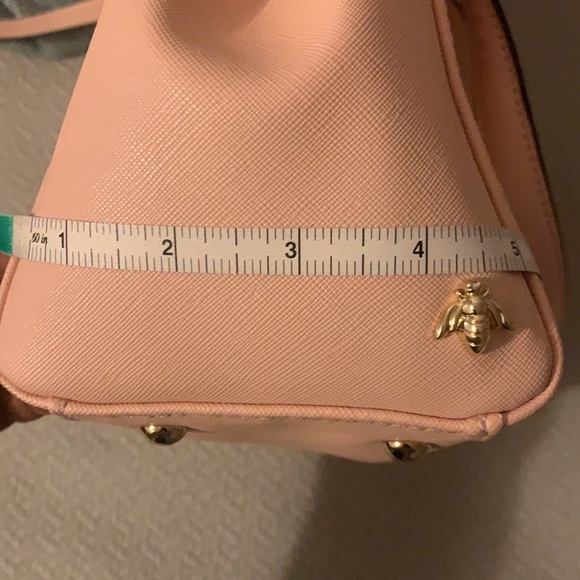 Christian Siriano Pink Crossbody/Shoulder Bag with Gold Bee - Picture 12 of 15